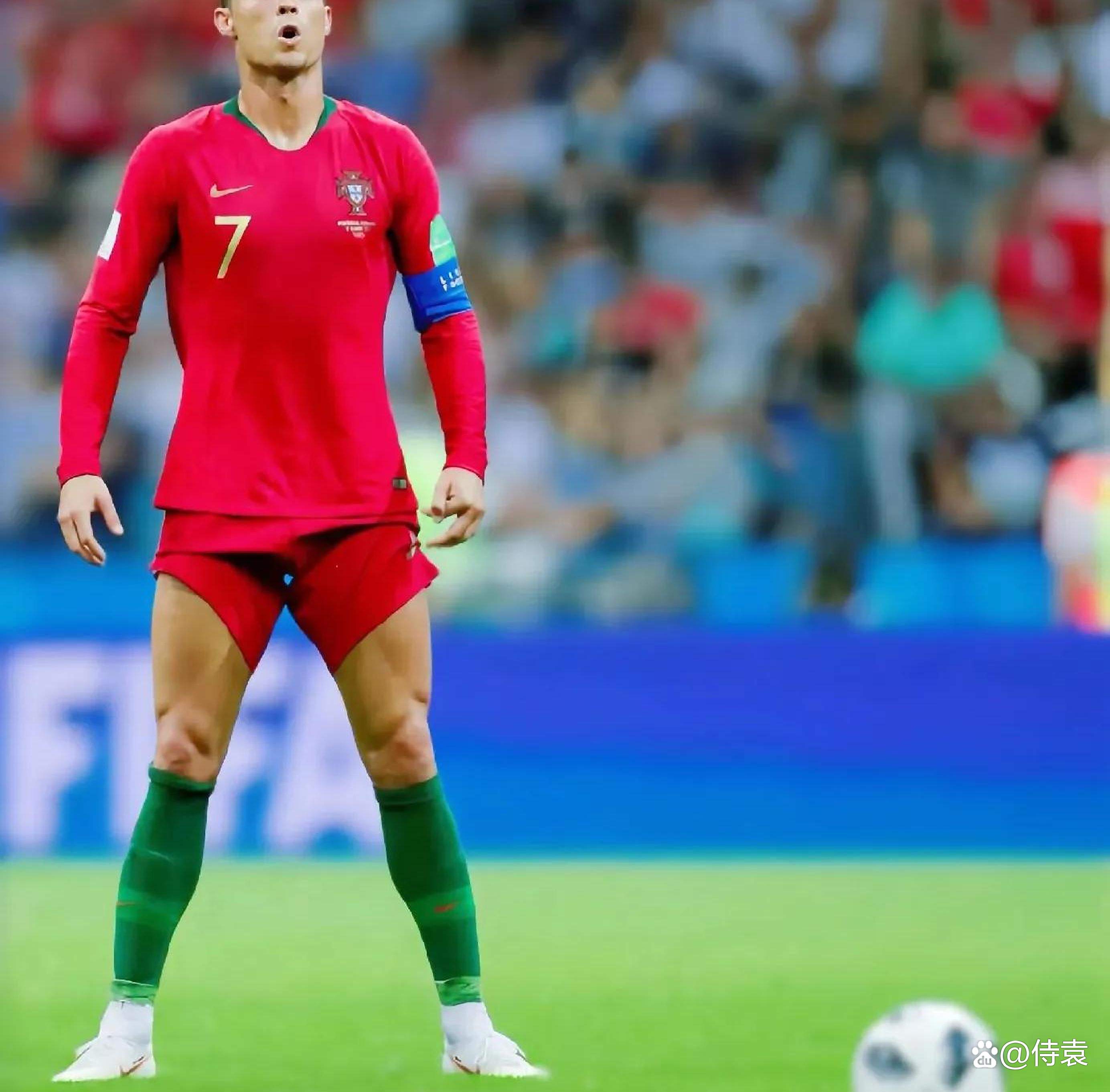 夺冠首场状态出色，RNG观众沸腾！，C罗重返赛场比赛高潮迭起的简单介绍